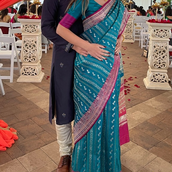 Beautiful Banasari Silk Sari (Saree) - Picture 2 of 8